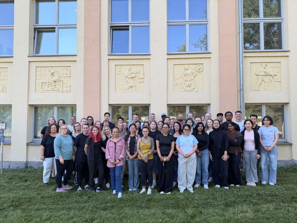 Gruppenfoto Ausbildungsbeginn